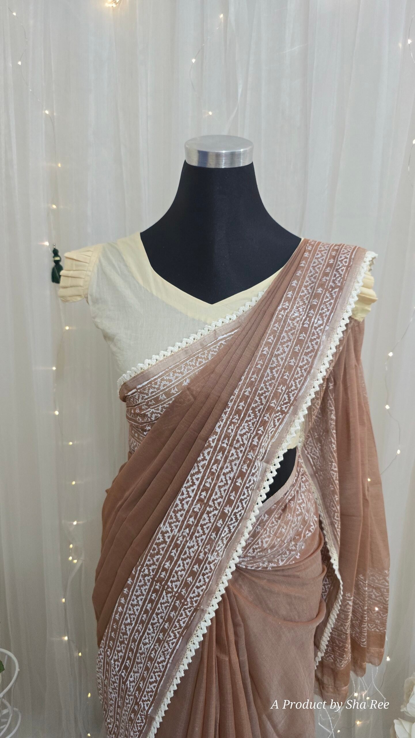 Saree - Image 2